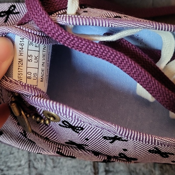 NWT! RARE! Taylor Swift In Collaboration with Keds Purple Bow Print Keds! Size 8 - Picture 7 of 11